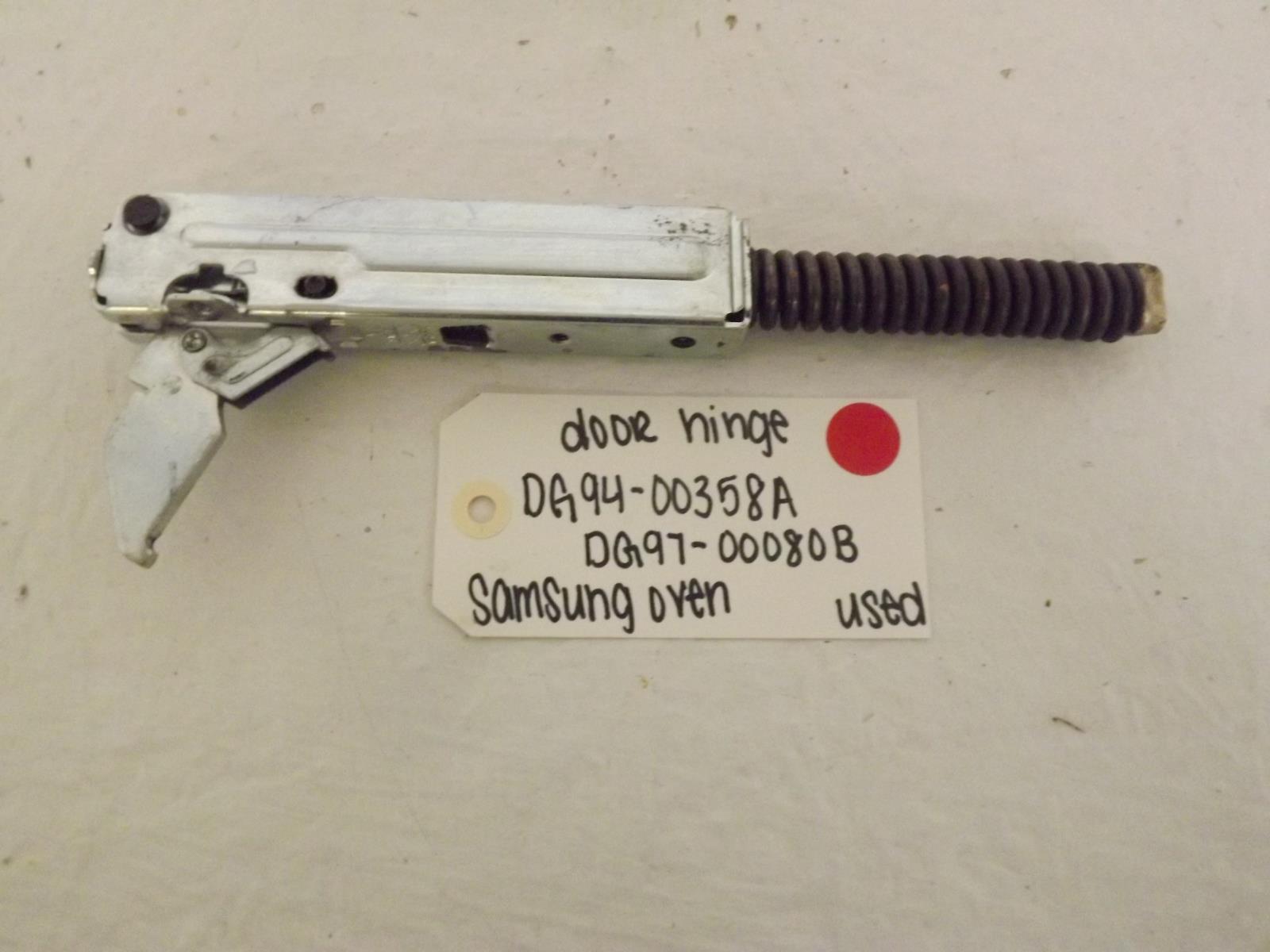 Samsung Oven DG94-00358A DG97-00080B Door Hinge Used Samsung Oven DG94-00358A DG97-00080B Door Hinge Used
